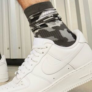 Nike Air Force 1 Low White '07 Mens Size 9.5 White Sneaker CW2288-111 WORN ONCE